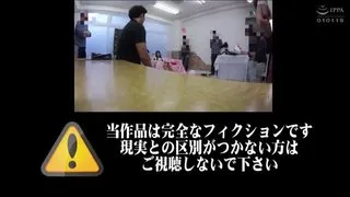 視姦羞恥 撮影会で仕組まれた罠 激震マッサージ機に跨がり「サイレントイキ」する素人モデル