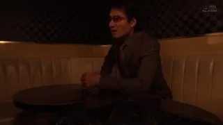 「初めてのホストクラブで女を忘れた地味おばさんはチャラ男チ○ポでセクハラされても嫌じゃない」VOL