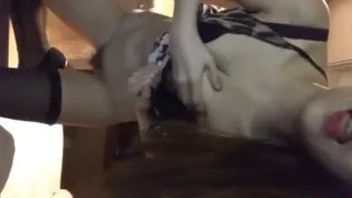 模样很ying烧的酒吧坐台妹啪啪前先掰B挑逗一番插得叫老公用力插我B很痒受不了一