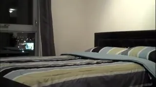 白领兼职妹子jb插着B还手指抠屁眼听呻吟蜜斯吃不消一