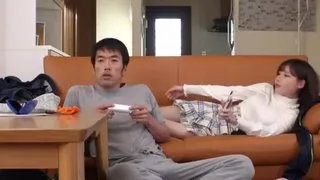 エッチしてる時もしてない時もず～っとRu首を責めてくるエスちゃんとのRu首コリコリされっぱなし同棲糊口 深田えいみ