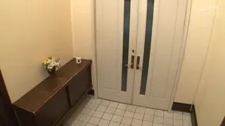 いじめられっ子の僕の屋に謝罪にきたいじめっ子の母親は悪びれもせず高飛車な態度 ブチ切れた僕はノーパン土下座を強要してそのままイラマチオ 気が済まないので強引