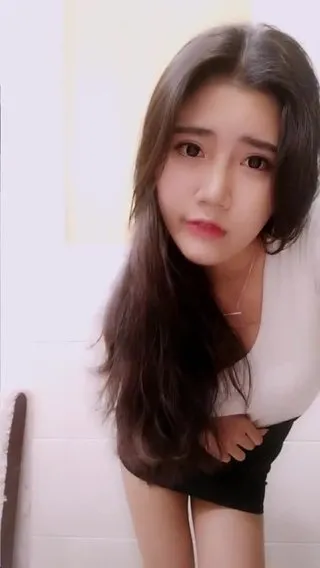 极品美男主播现场直播手指抠B自蔚大年夜秀对白清楚