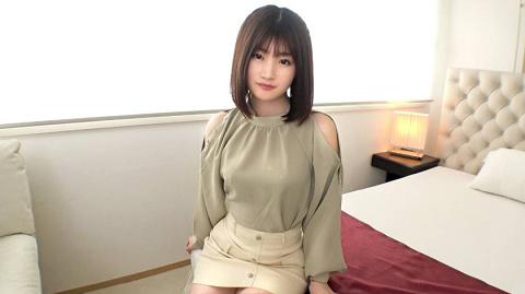 SIRO-4504 【初次拍摄】【美白苗条美女】 【被巨根塞满】长相可爱却喜欢肉棒 沉醉于口交的她湿润的小屄被巨根贯通... 网络AV应募 AV体验摄影