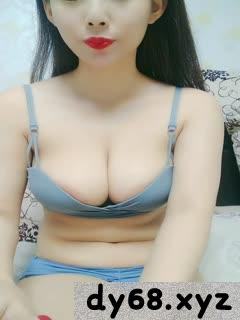 大年夜眼长发美御姐 肋膜 本身手指掰泬自蔚 巨Ru乃字Ru晕很大年夜 神采太撩人第01集